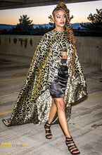 Load image into Gallery viewer, Custom Queendom Cape